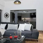 Apartman Theasis