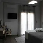 Theasis Apartman