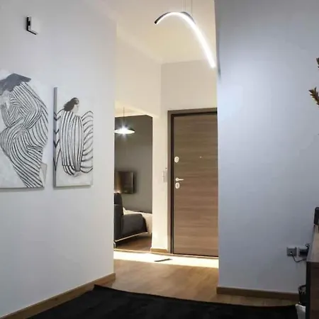 Theasis Apartament