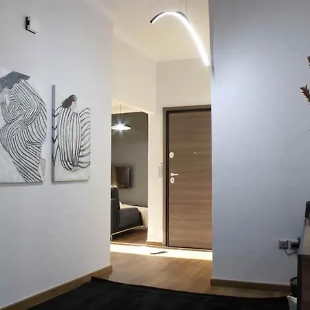 Apartament Theasis