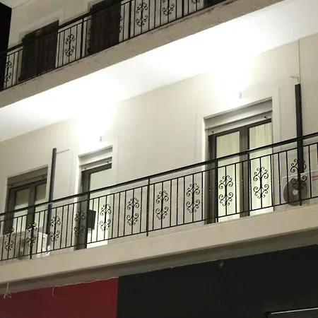 Theasis Apartament