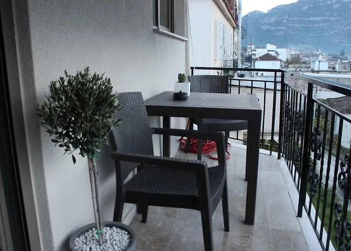 Theasis Appartement